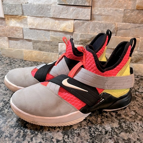 Nike Other - Nike Lebron Soldier 6Y GUC